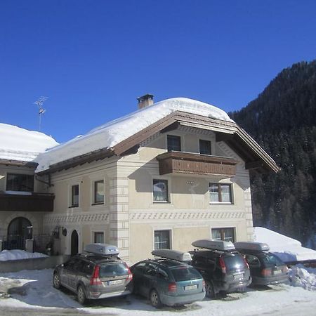 Charlys Ferienwohnung Samnaun Exterior foto