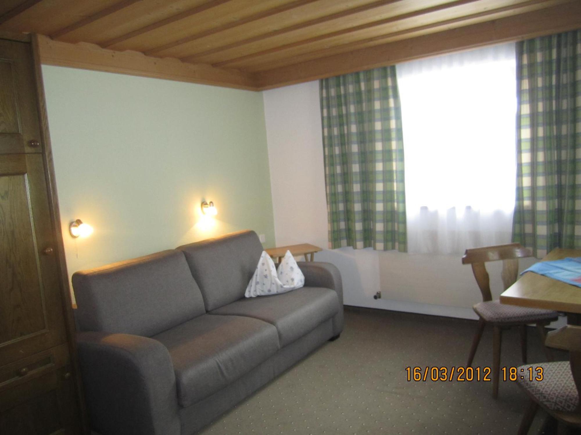 Charlys Ferienwohnung Samnaun Habitación foto